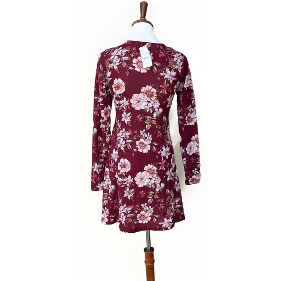 PLANET GOLD Women's Red Zinfandel Floral Long Sleeve Dress Size M Crisscross V-N - Picture 3 of 14